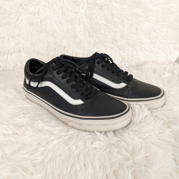 Vans Old Skool Classic Tumble Men's Sneaker - Picture 1 of 7